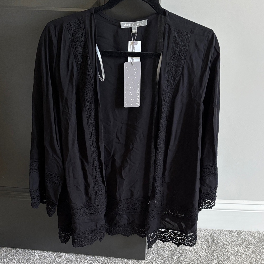 Daniel Rainn Black Top Blouse Cardigan small women’s
